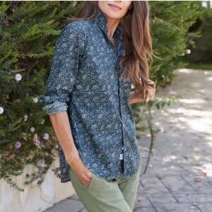 Frank & Eileen Joedy Button Down Navy Pink Flowers Liberty Fabric Size Small